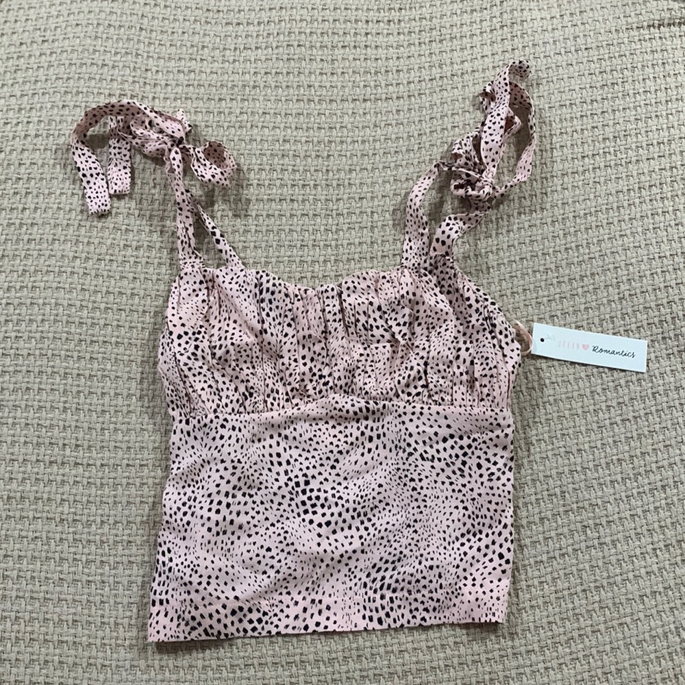Urban Romantics Sleeveless Top - Size Small - NEVER WORN